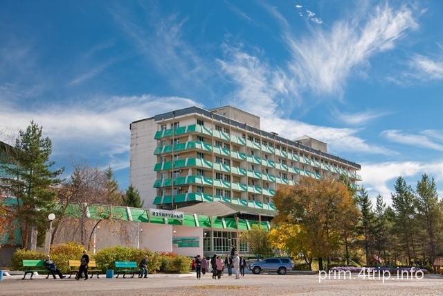 Изумрудный